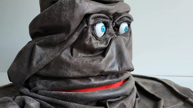 Bild Nr. 4 vom Projekt 'Sprechender Hut - Denn Sie wissen nicht, was passiert'