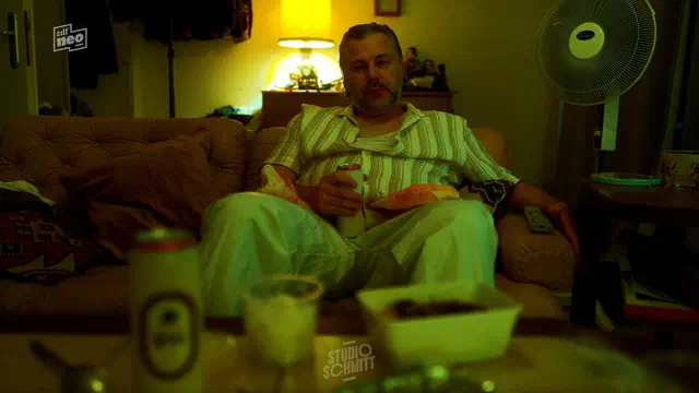 Bild Nr. 6 vom Projekt 'Studio Schmitt - Szenische Einspieler'